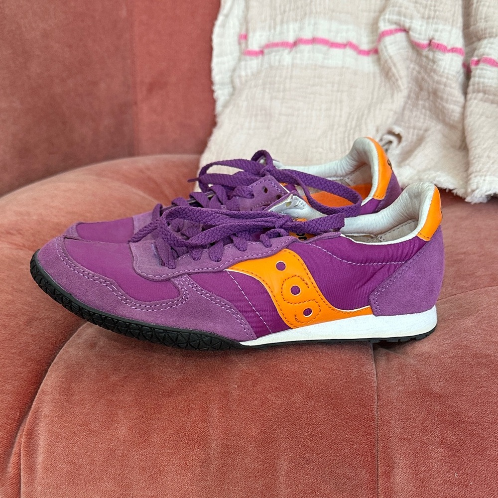 Saucony BULLET Purple and Orange Sneakers Classic Low-Top Design